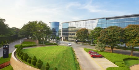 A photograph of embassy golf links business park.